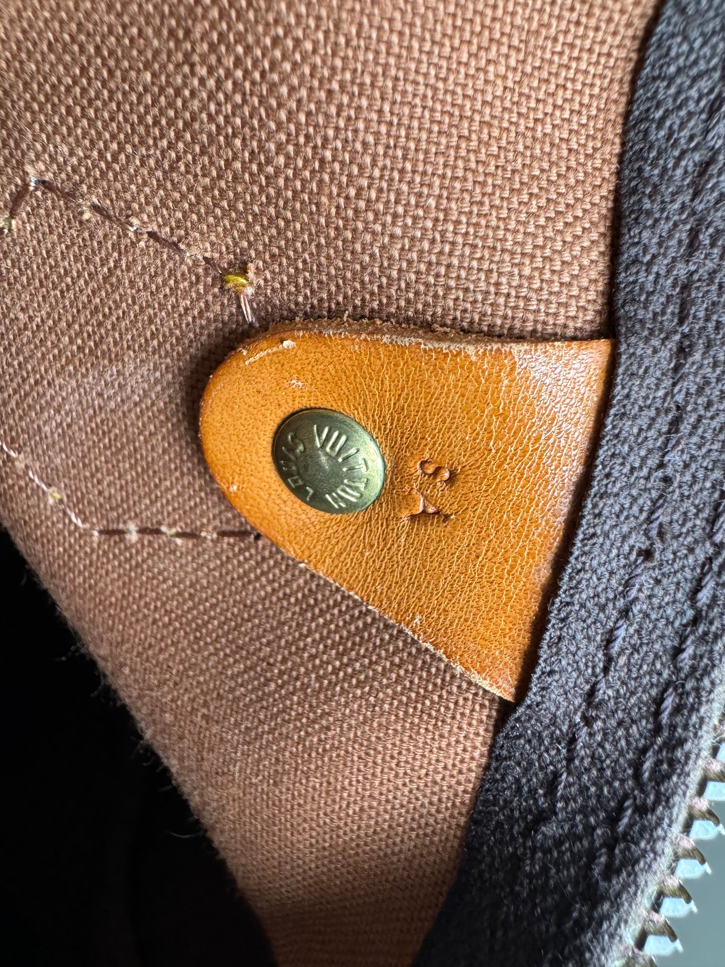 Louis Vuitton Vintage Speedy 30