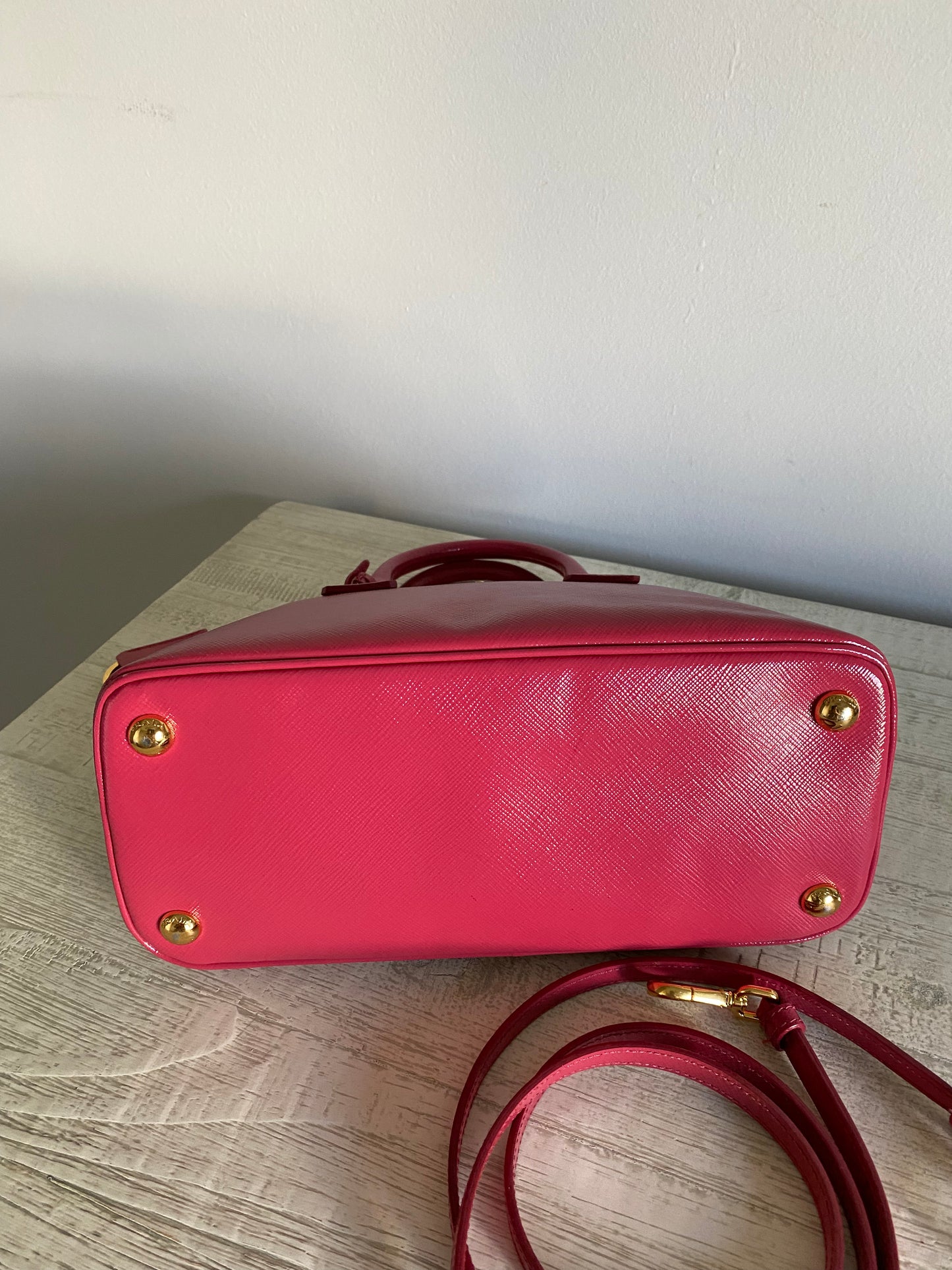 MSRP $2700 Prada Promenade Small Saffiano Vernice Shoulder Bag Color - Peonia