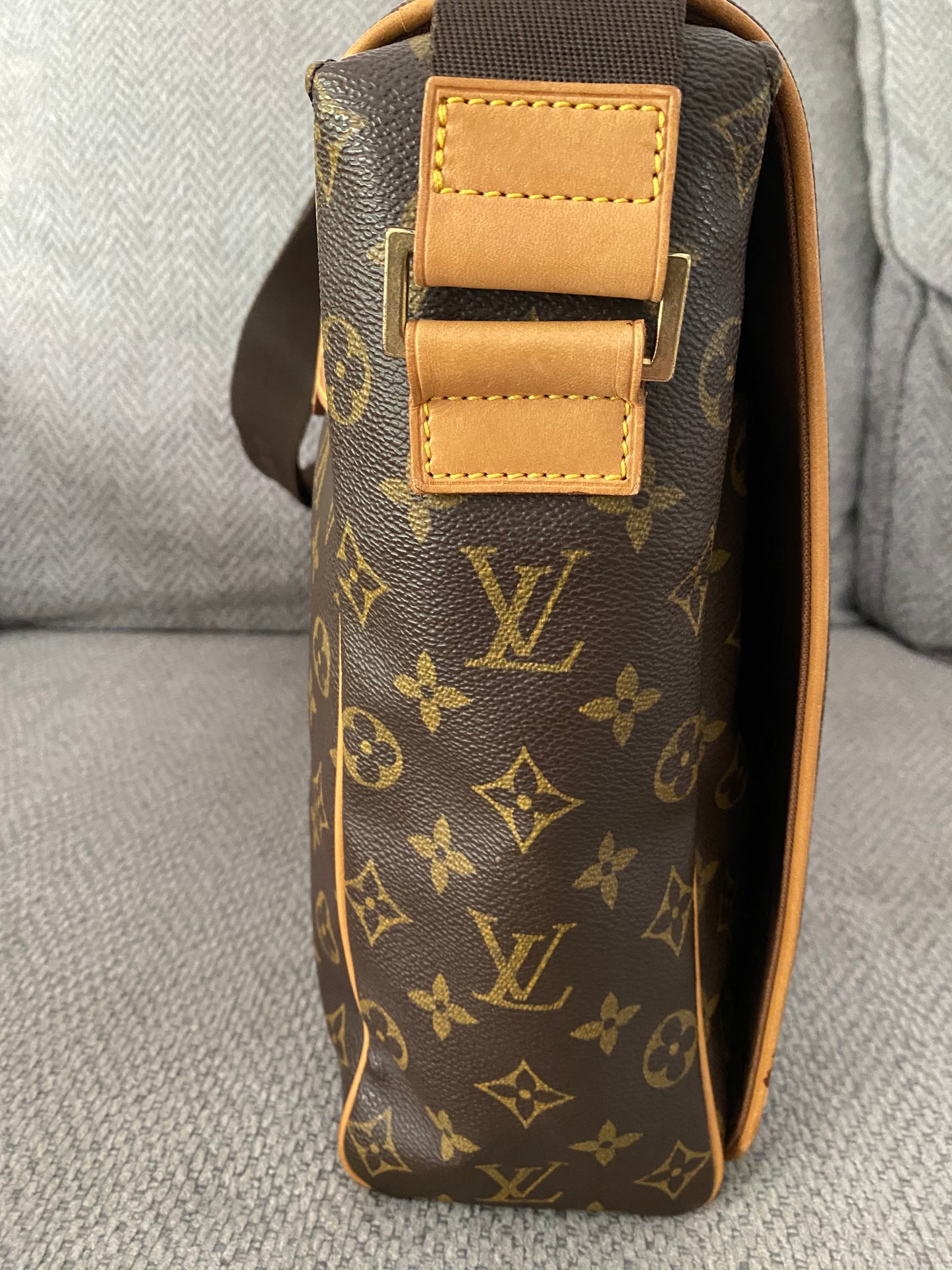Louis Vuitton Abbesses Messenger Laptop Bag Brown Monogram Canvas