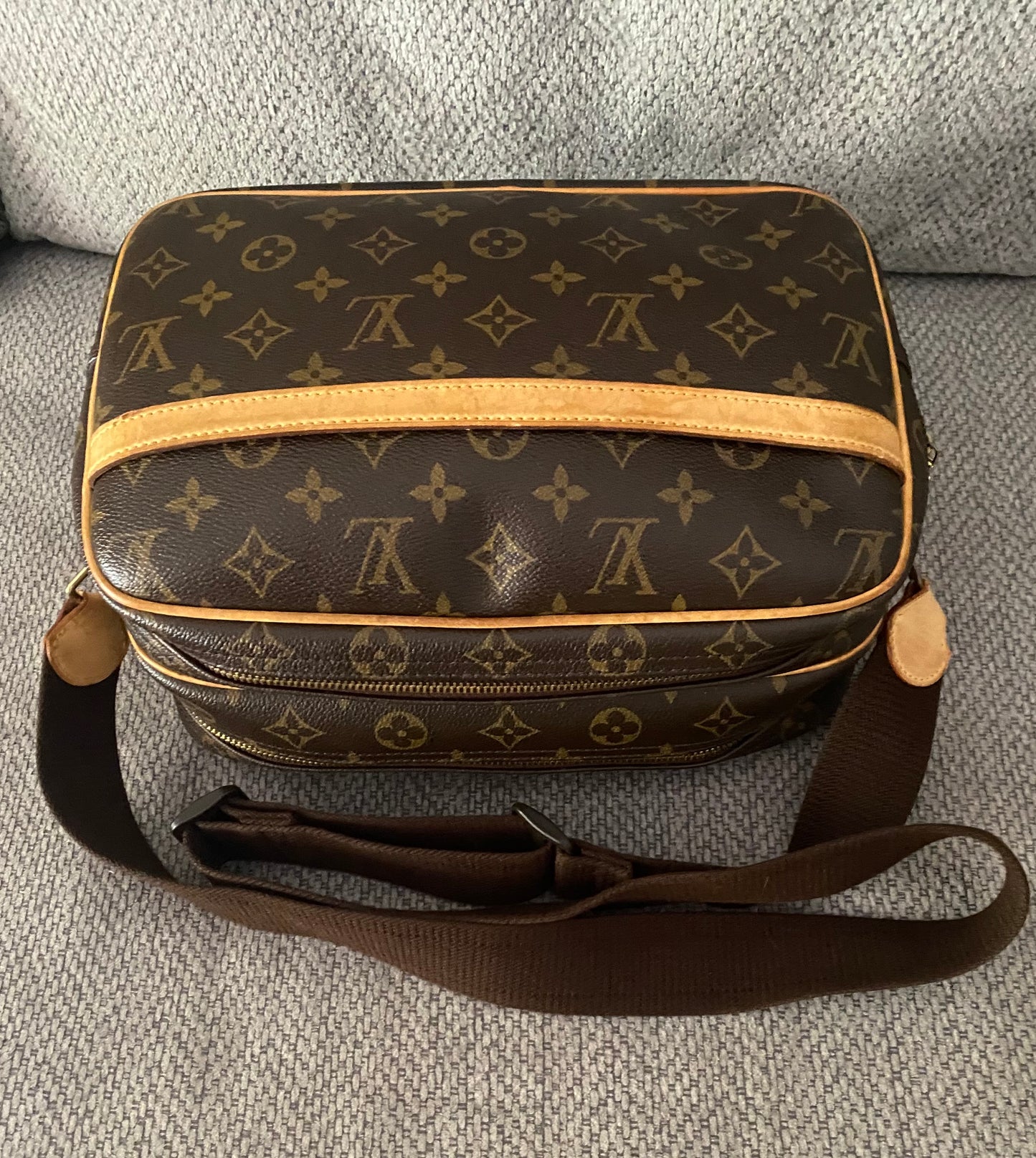 Louis Vuitton Reporter PM Messenger Crossbody Bag Brown Monogram