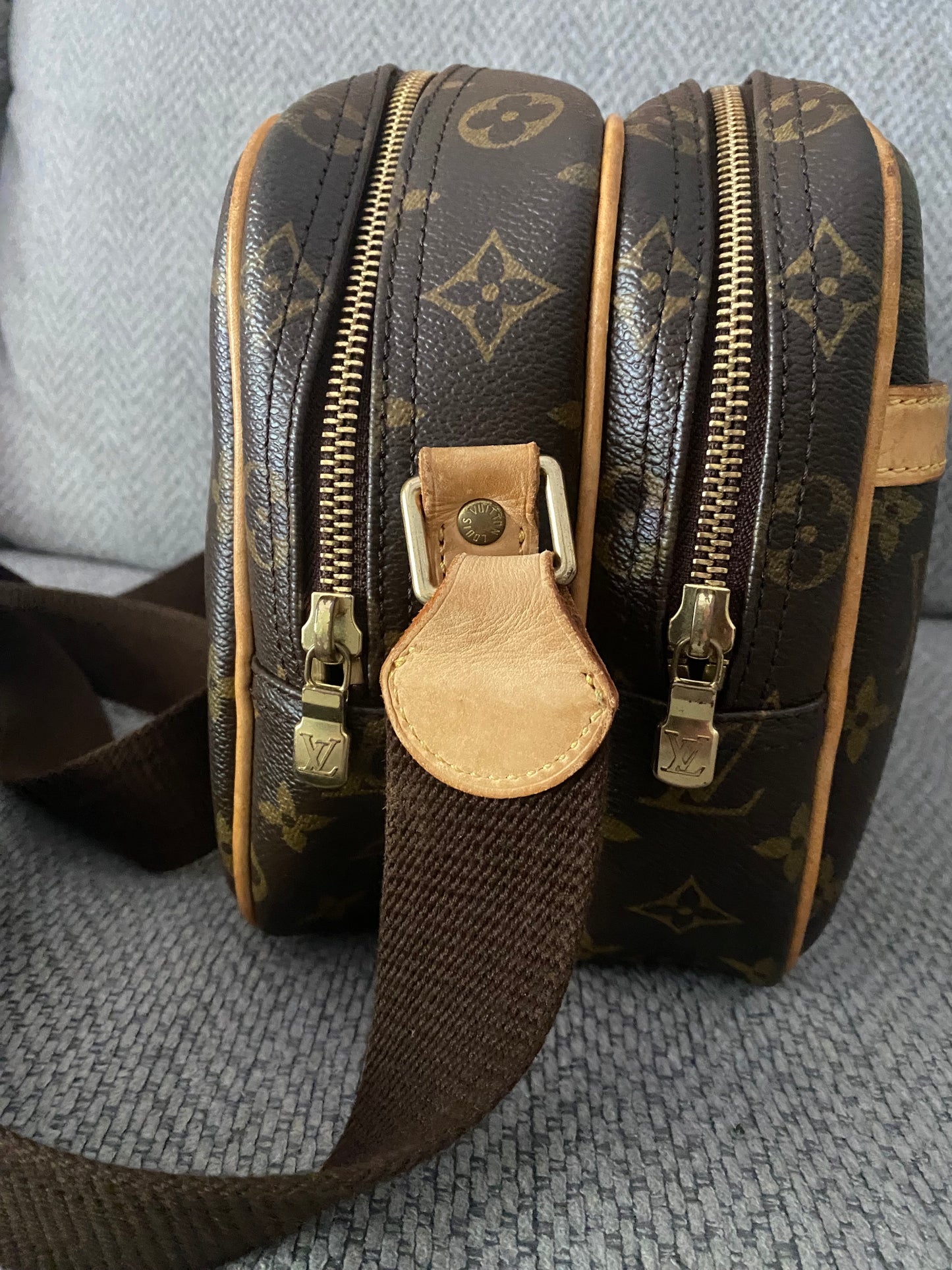 Louis Vuitton Reporter PM Messenger Crossbody Bag Brown Monogram