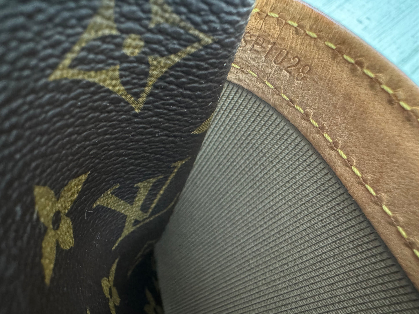 Louis Vuitton LV Reporter PM Crossbody Messenger Bag Brown Monogram