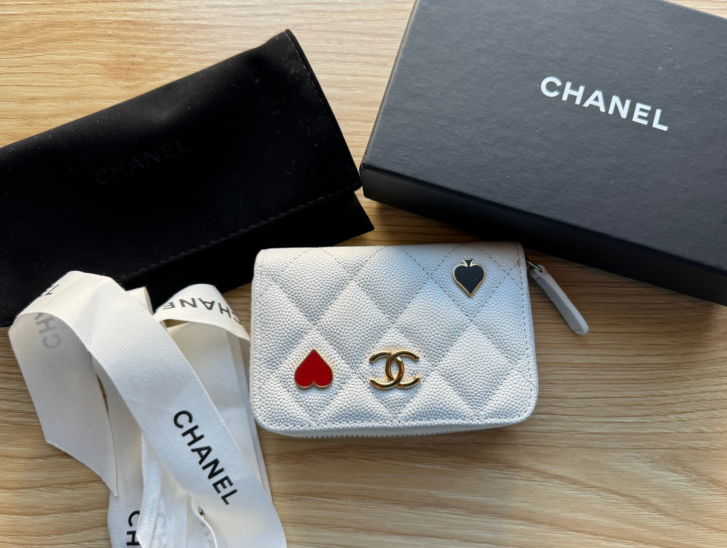 Chanel Zipped Coin Purse Casino White Caviar Limited Edition NEW