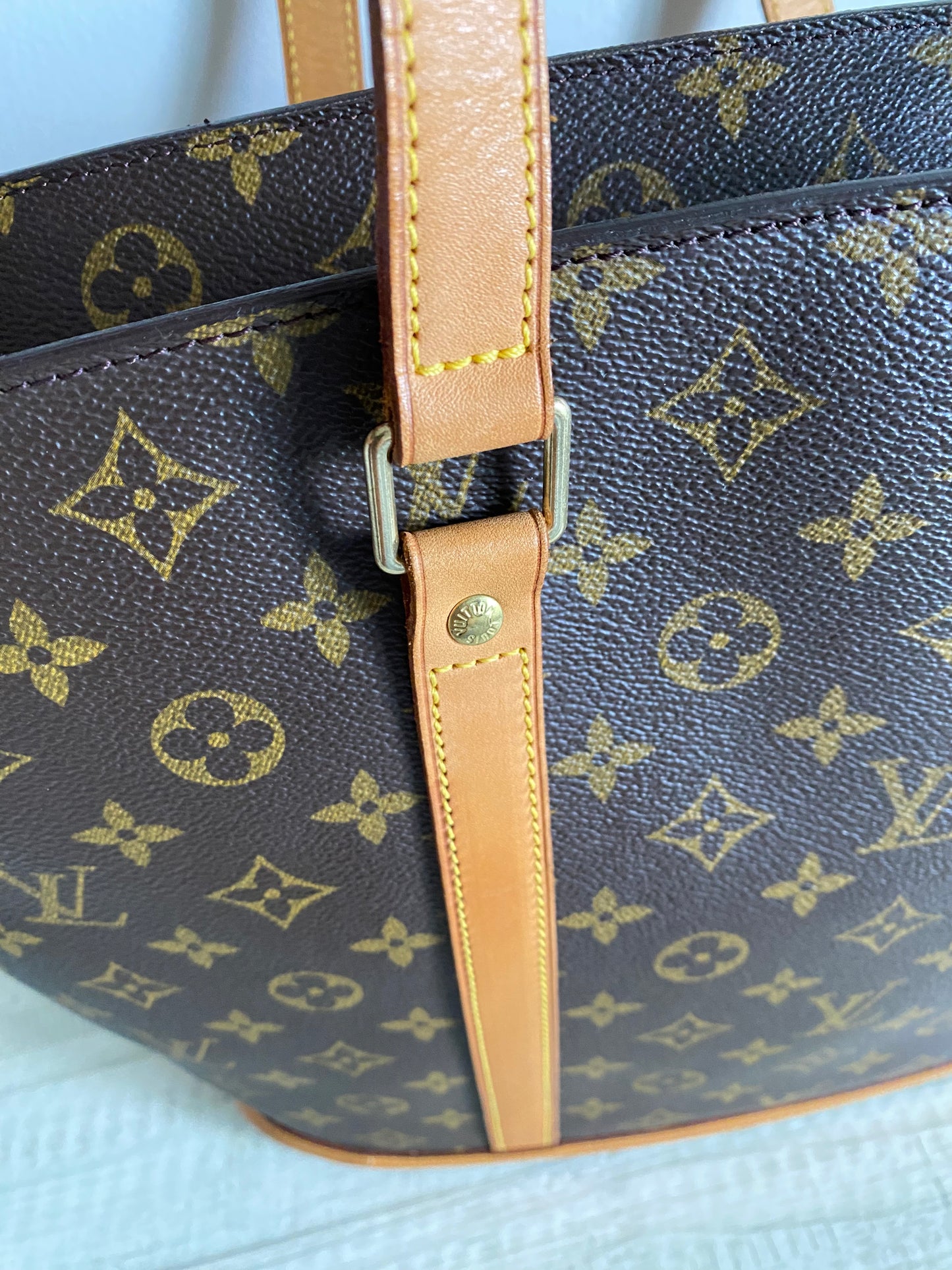 Louis Vuitton Babylone Tote