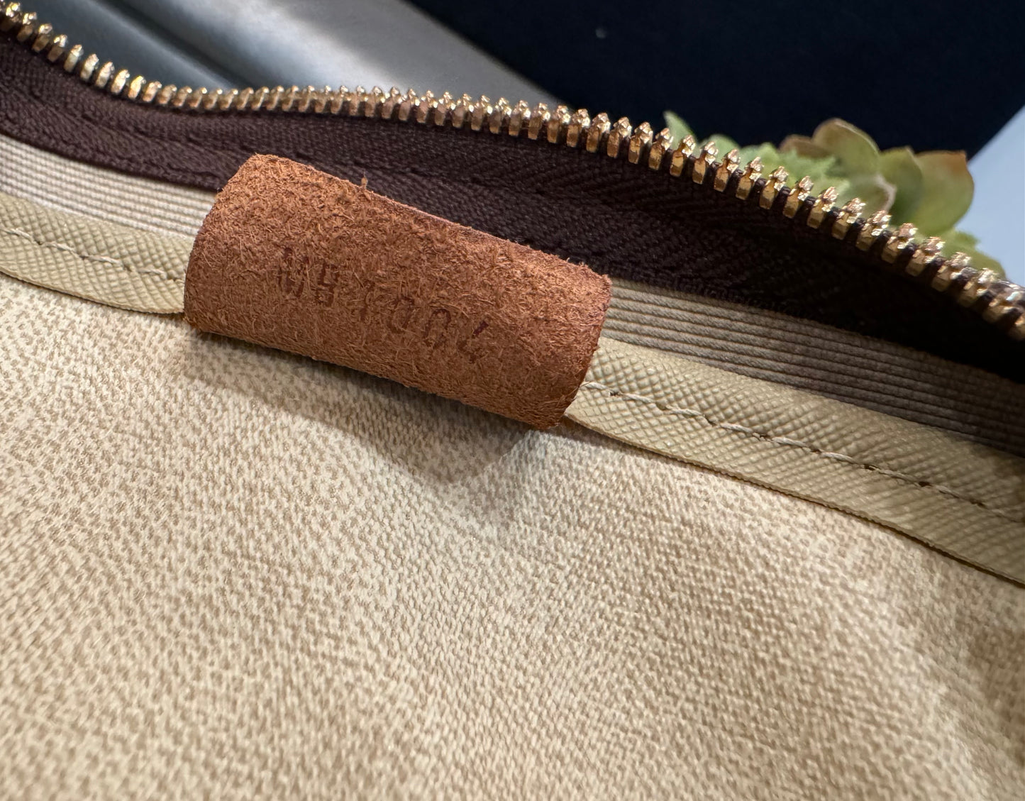 Louis Vuitton LV Hand Bag Deauville Brown Monogram
