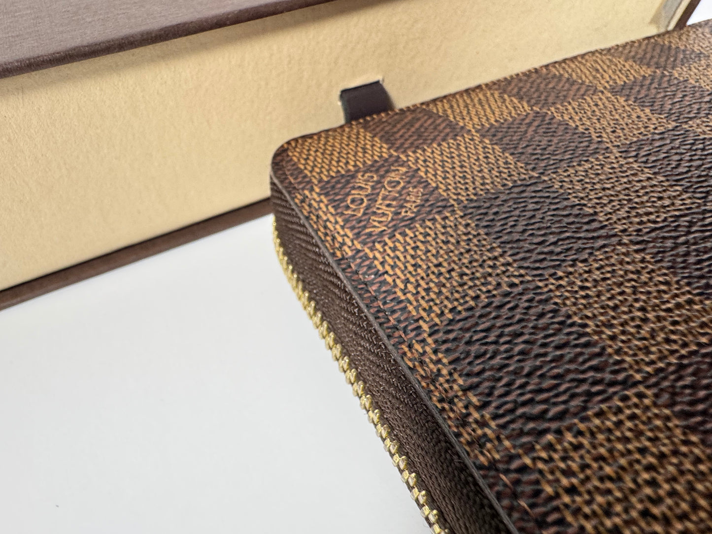 Authentic LOUIS VUITTON Damier Ebene Canvas Zippy Zip Around Long Wallet