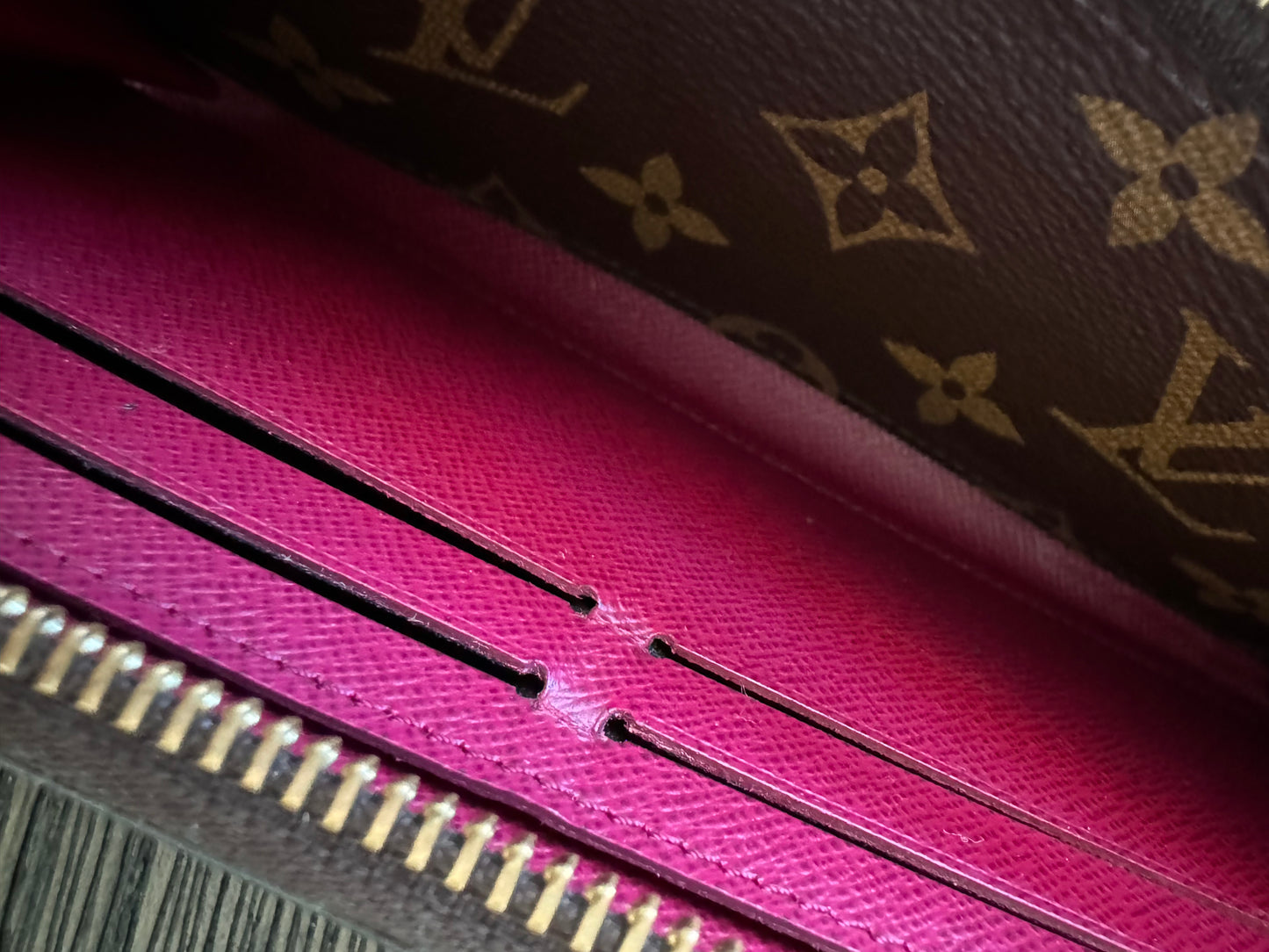 Louis Vuitton Clémence Monogram Women's Wallet - Fuchsia M60742