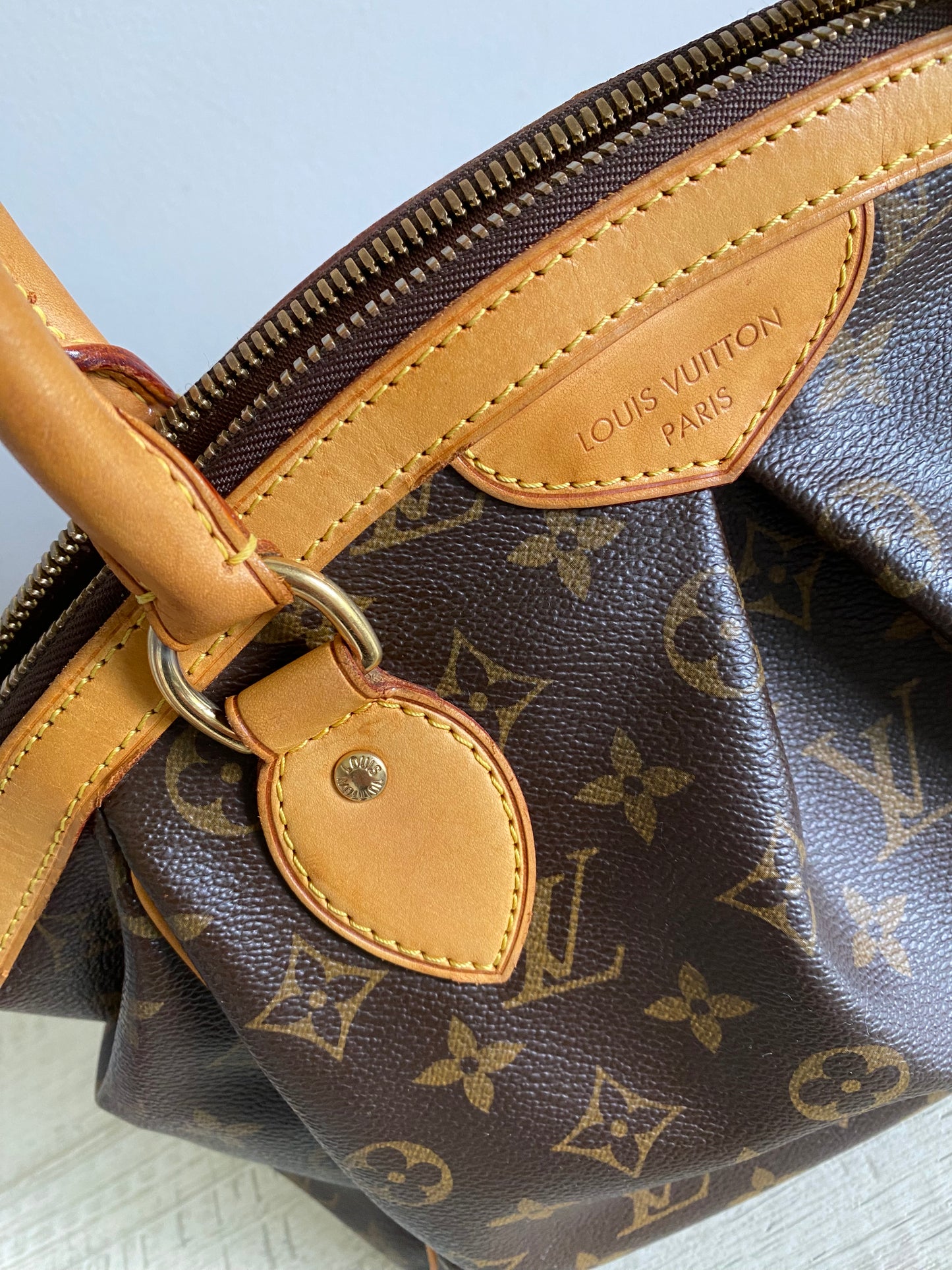 Louis Vuitton Tivoli PM handbag