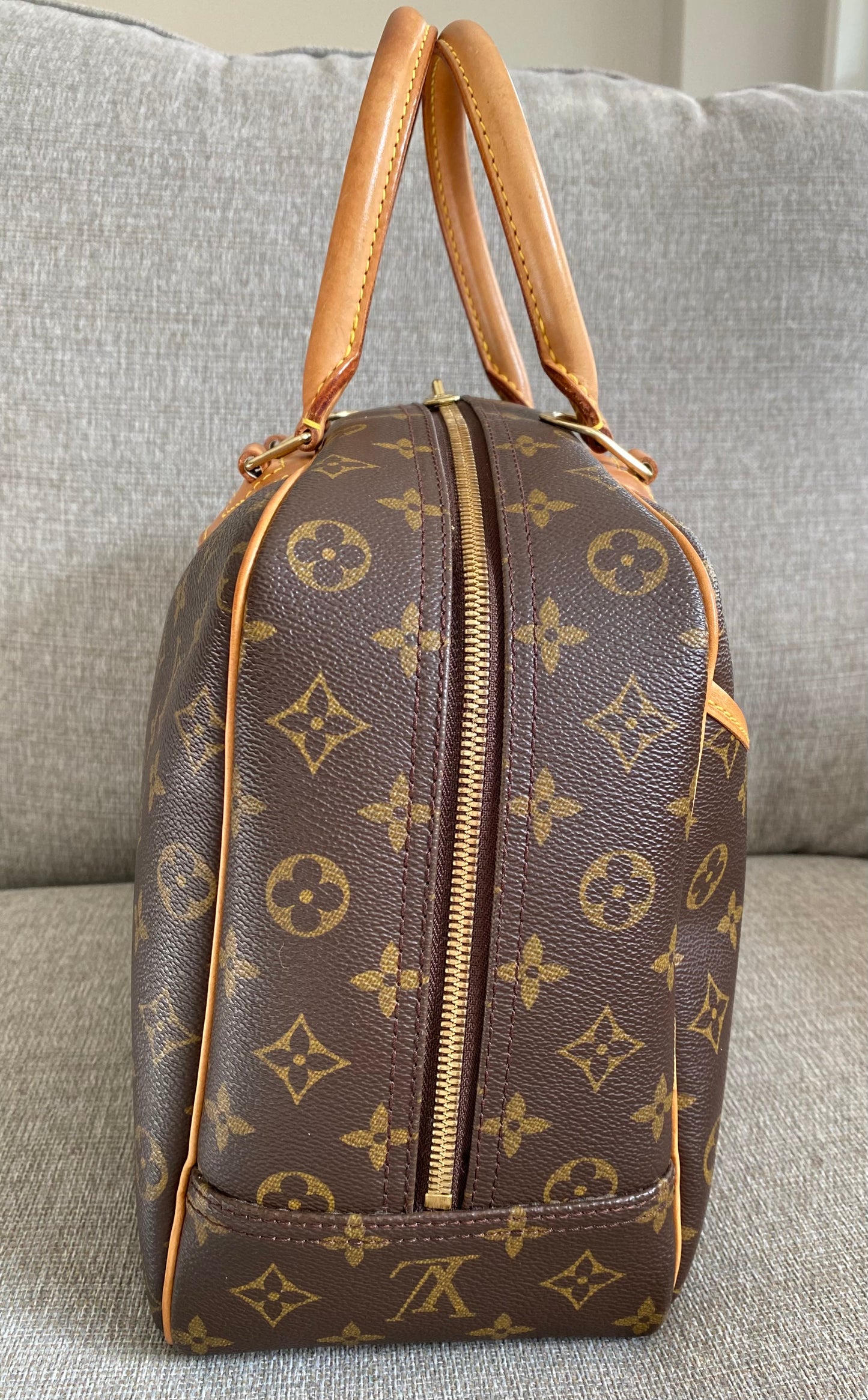 Louis Vuitton Deauville Brown Monogram Canvas Vanity Bowling Handbag