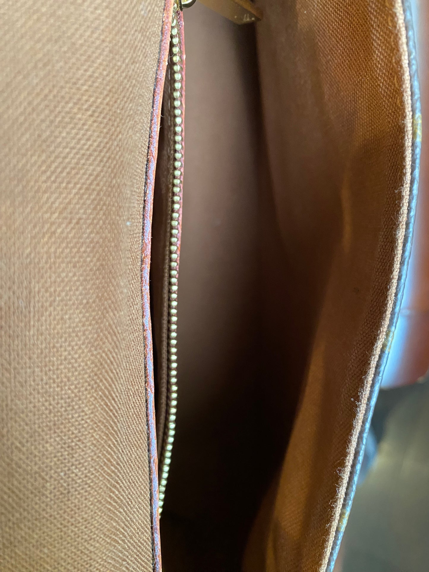 Louis Vuitton LV Shoulder Bag Mini Looping Brown Monogram