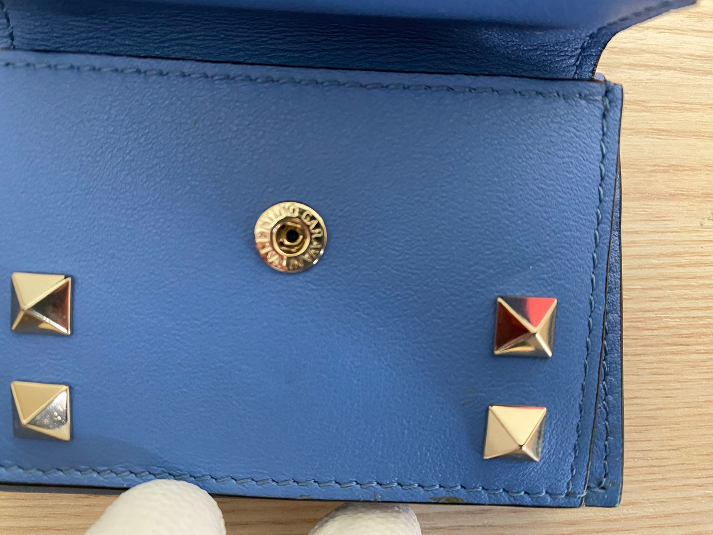 VALENTINO Garavani Rock Studs Leather Compact Trifold Wallet