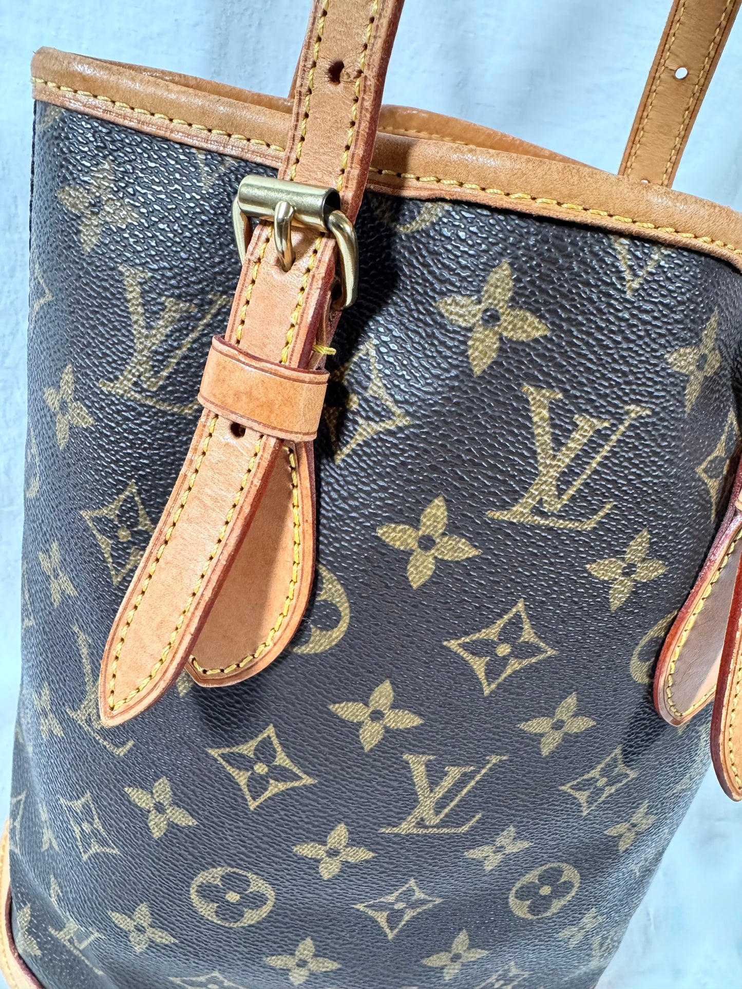 Louis Vuitton LV Monogram Canvas Bucket PM Handbag Tote Bag Purse - VERY GOOD