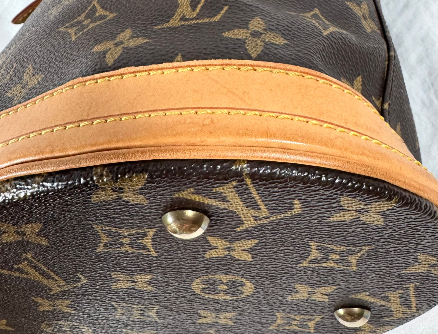Louis Vuitton LV Monogram Canvas Bucket PM Handbag Tote Bag Purse - VERY GOOD