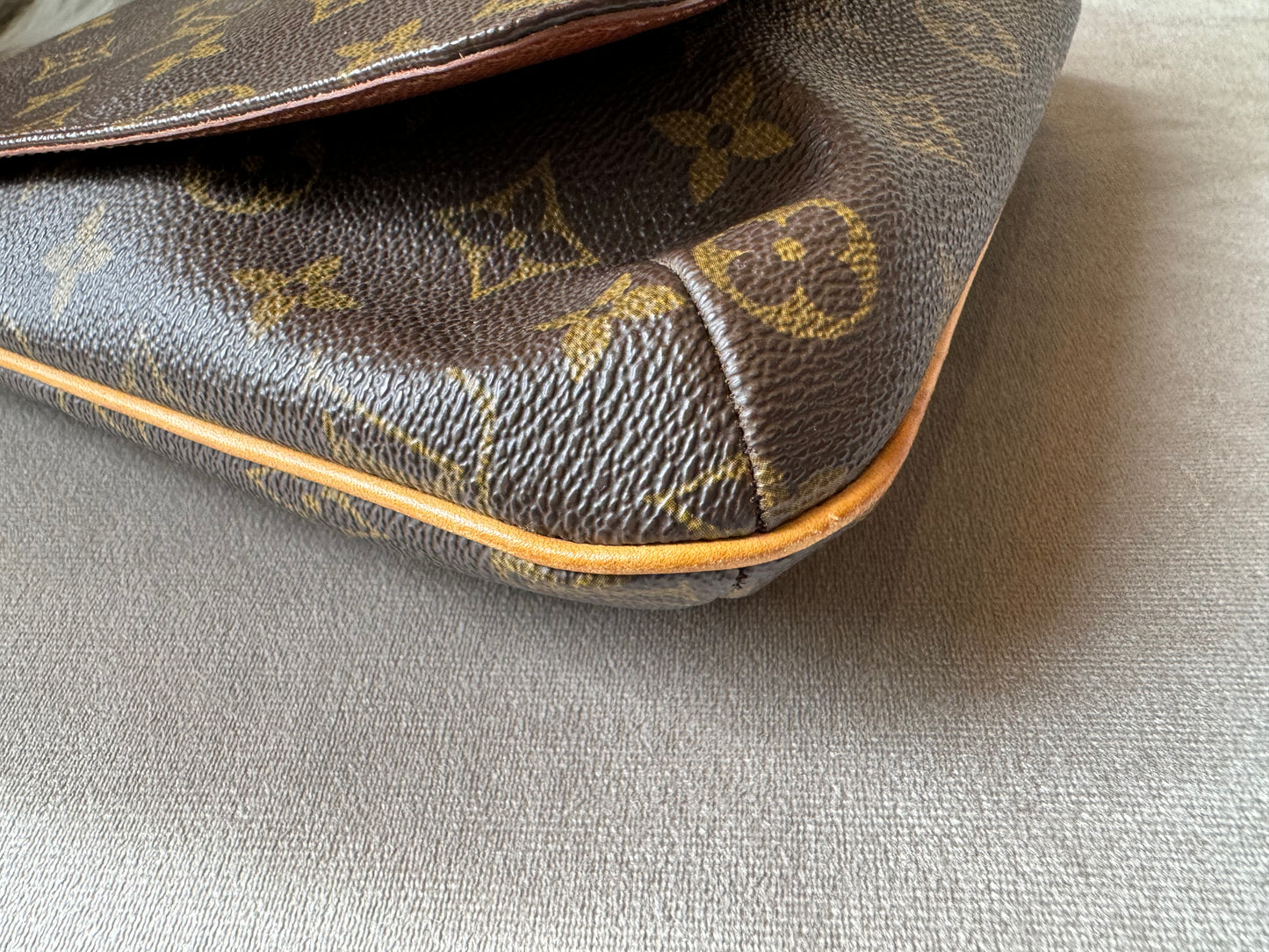 Louis Vuitton LV Shoulder Bag Musette Salsa short Monogram