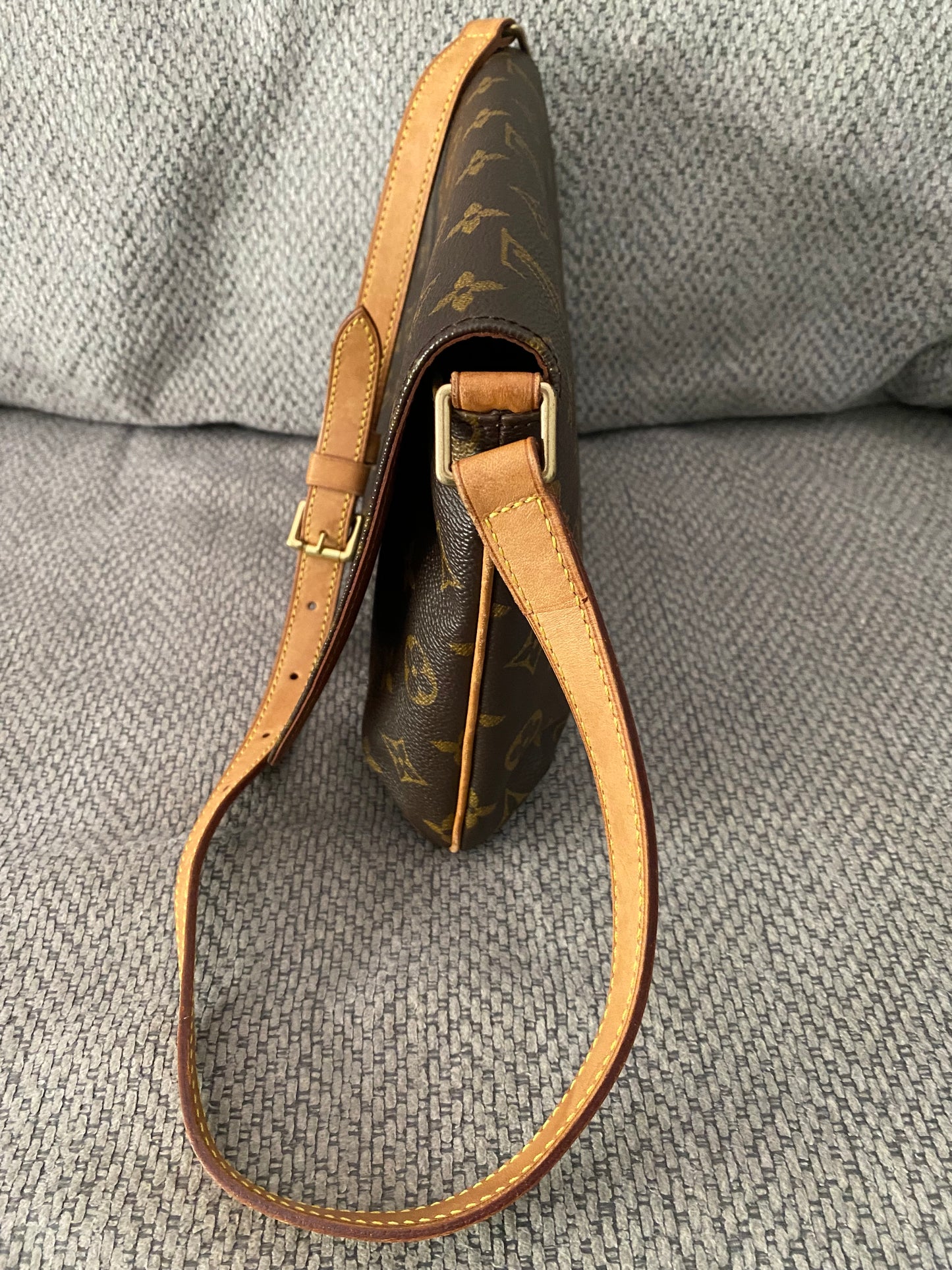Louis Vuitton Musette Tango Short Shoulder Bag Adjustable Strap Brown Monogram