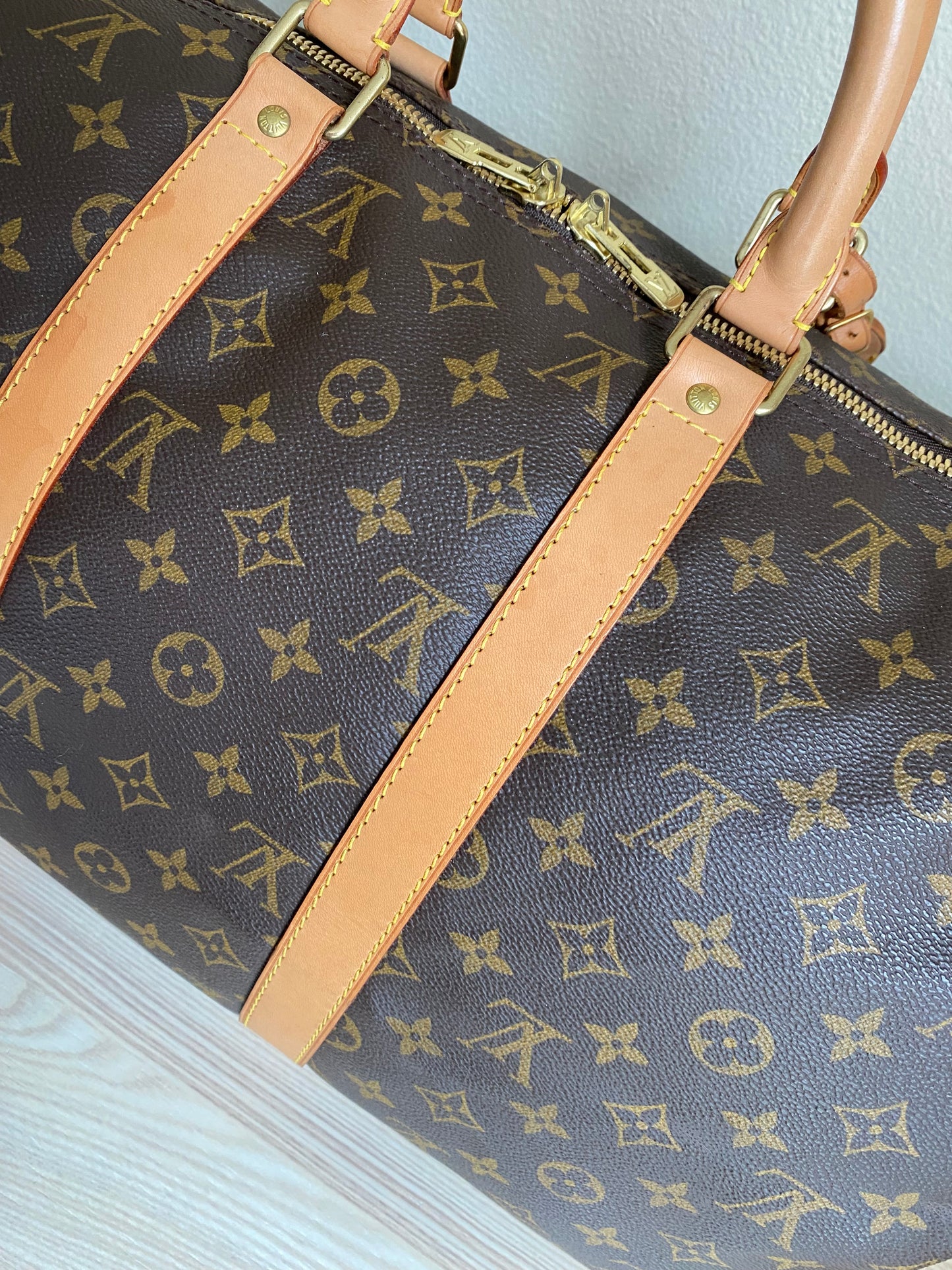 LOUIS VUITTON LV Keepall 50 Brown Monogram Duffle Travel Bag
