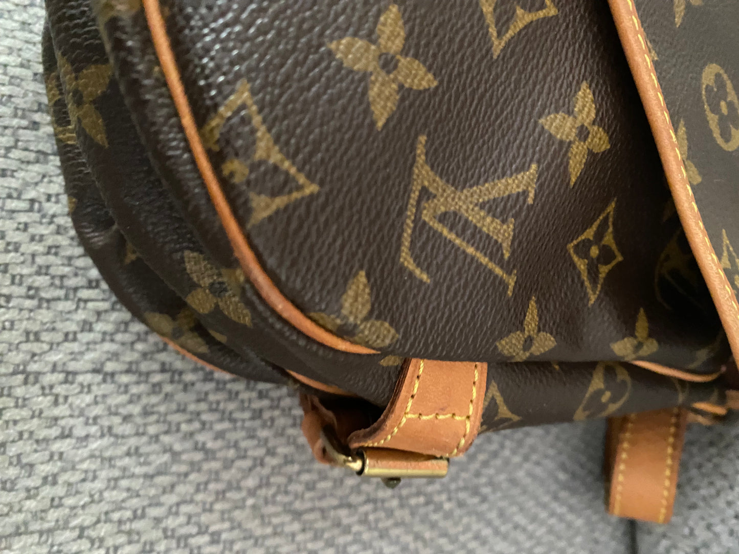Louis Vuitton Saumur Shoulder Bag 30 Brown Monogram Canvas