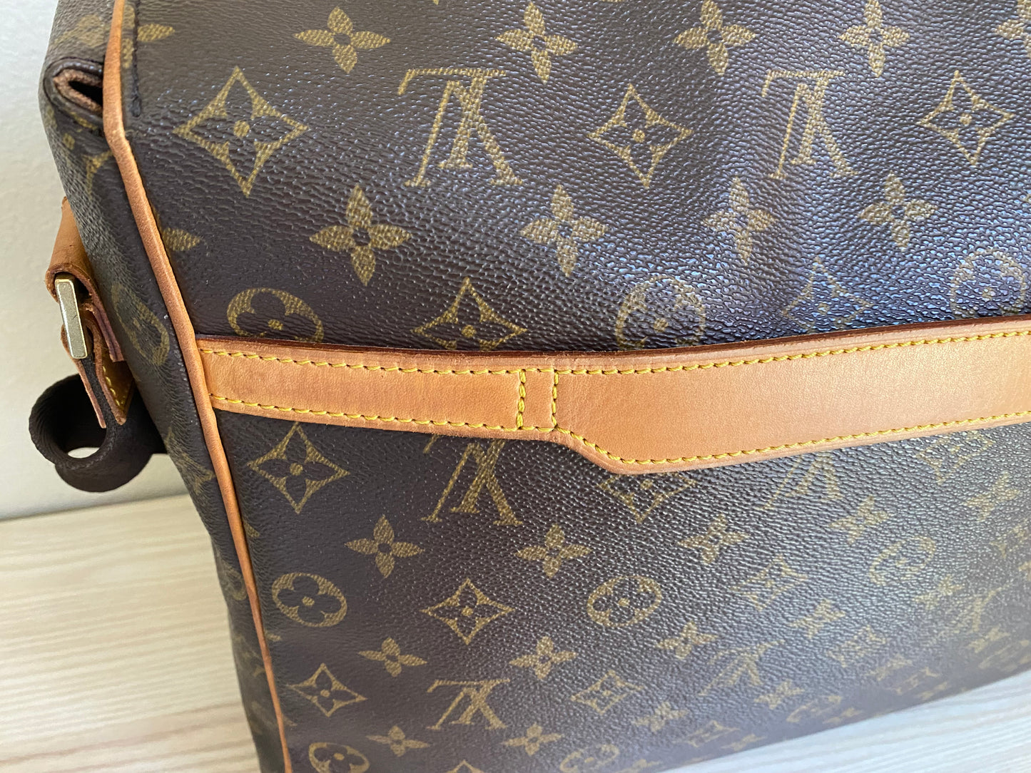 Louis Vuitton Abbesses Messenger Laptop Bag Brown Monogram Canvas