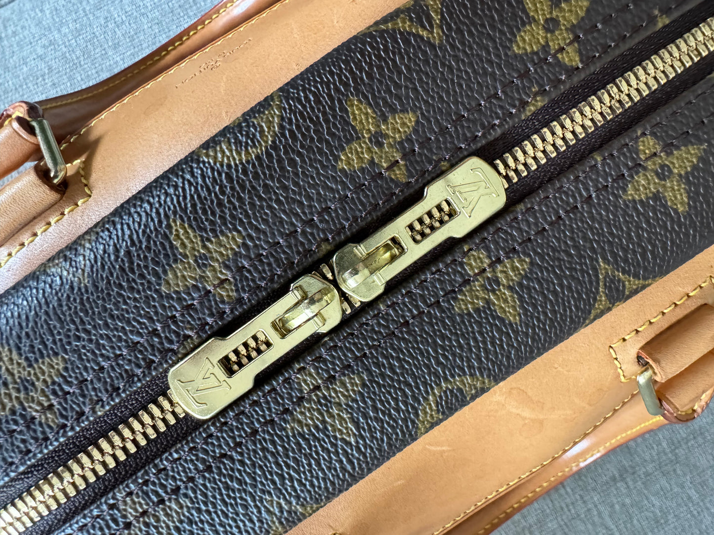LOUIS VUITTON Deauville Monogram Hand Bag