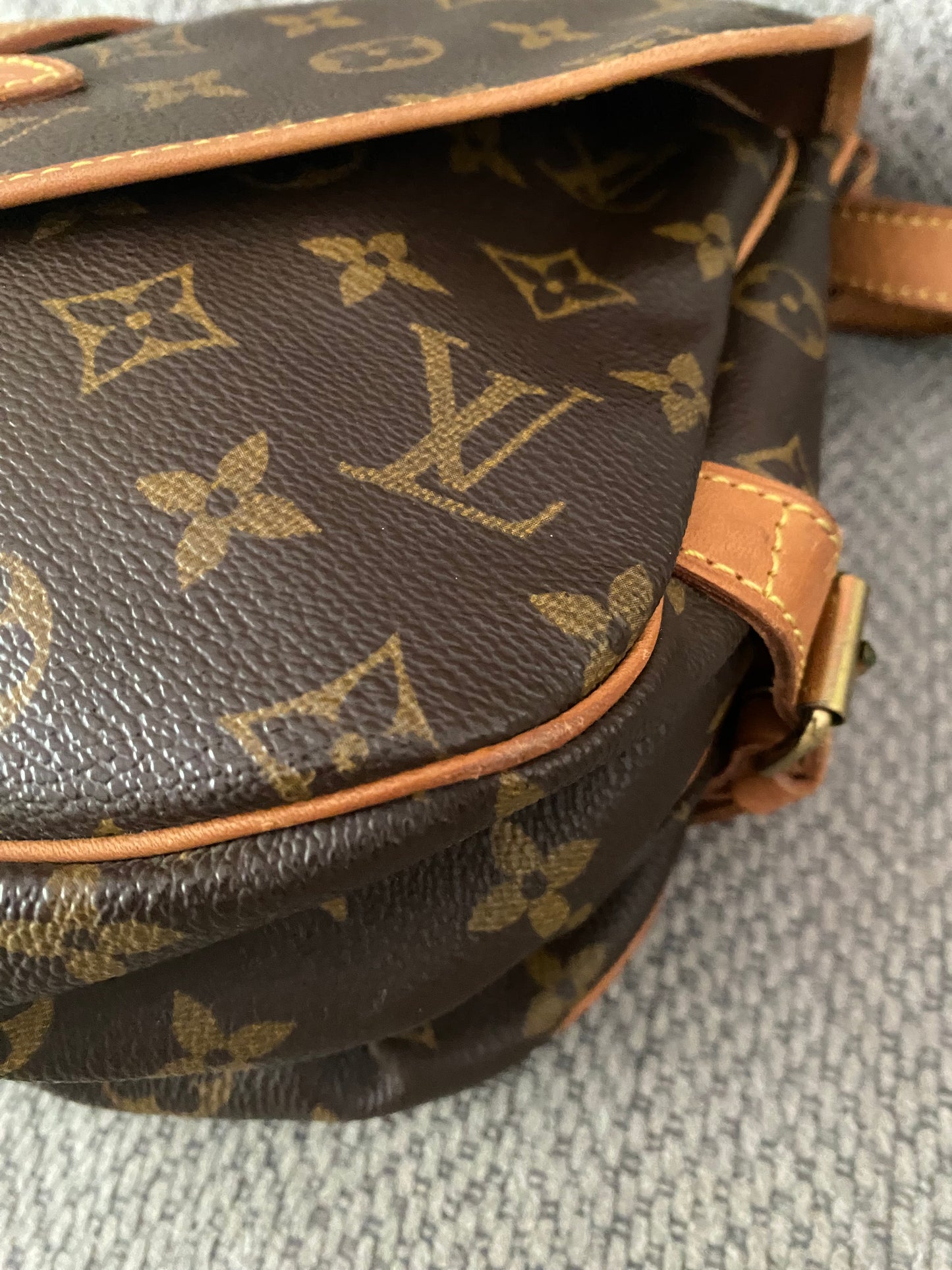 Louis Vuitton Saumur Shoulder Bag 30 Brown Monogram Canvas