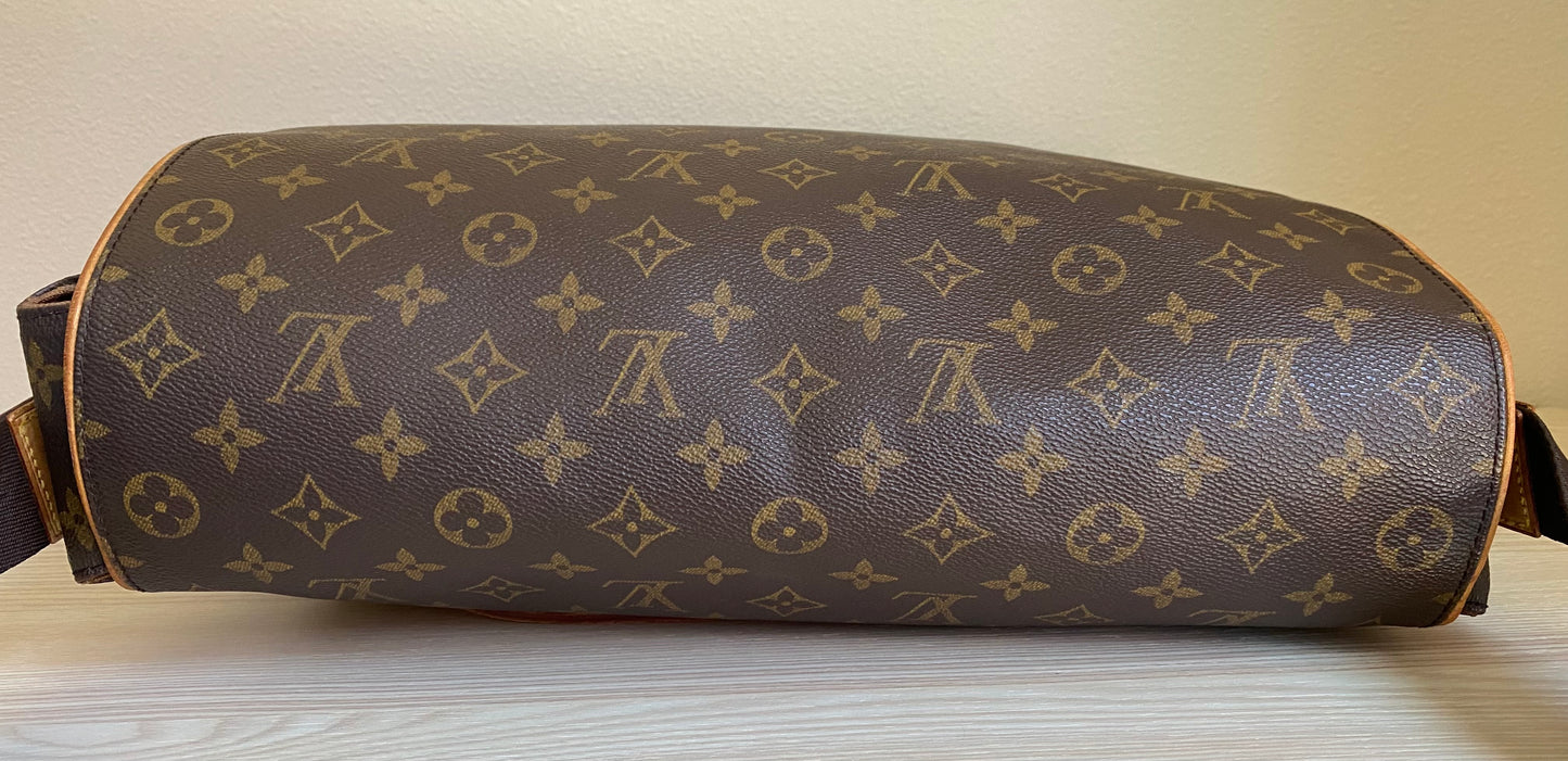 Louis Vuitton Abbesses Messenger Laptop Bag Brown Monogram Canvas