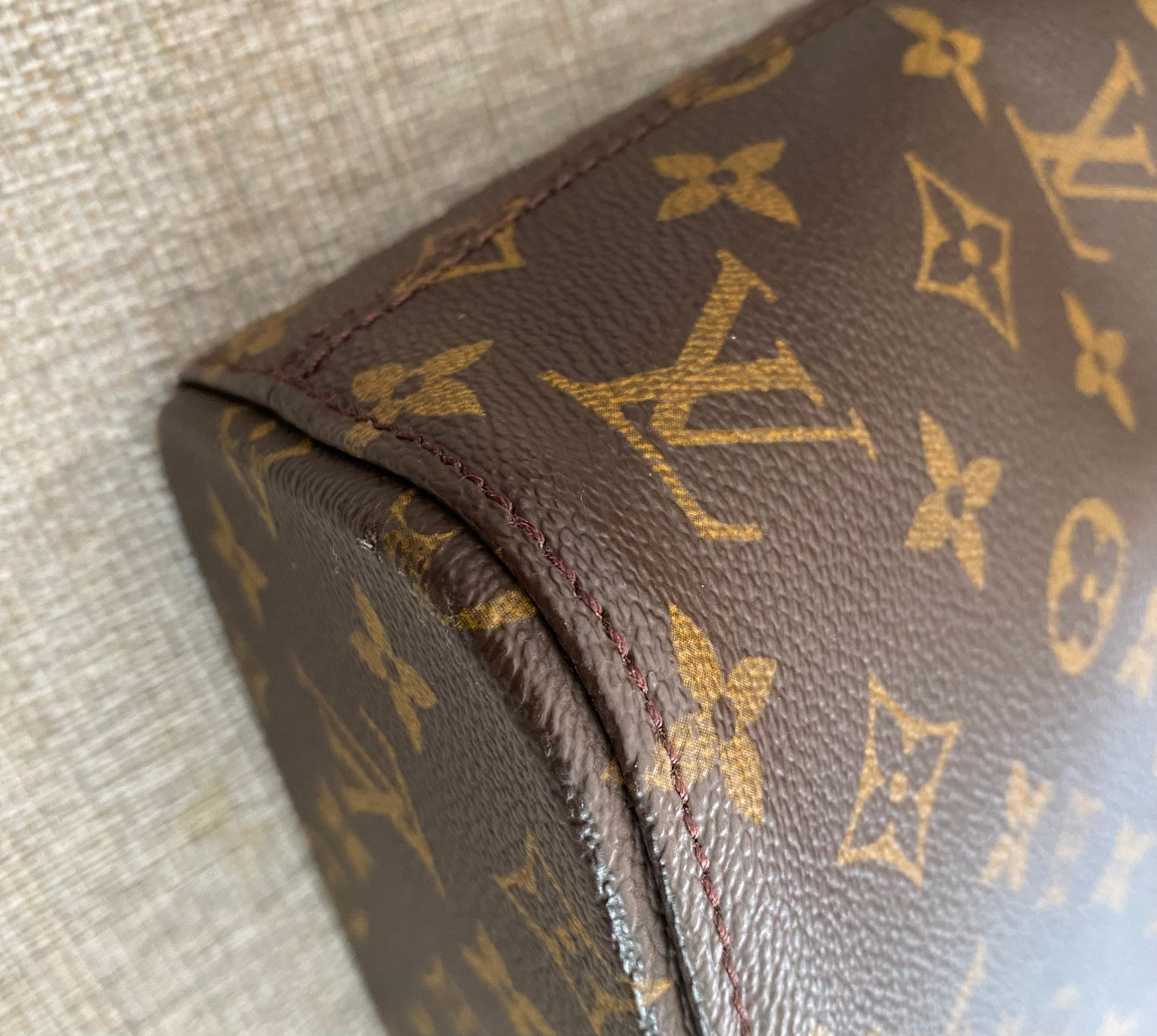 Louis Vuitton Luco Tote Monogram Canvas