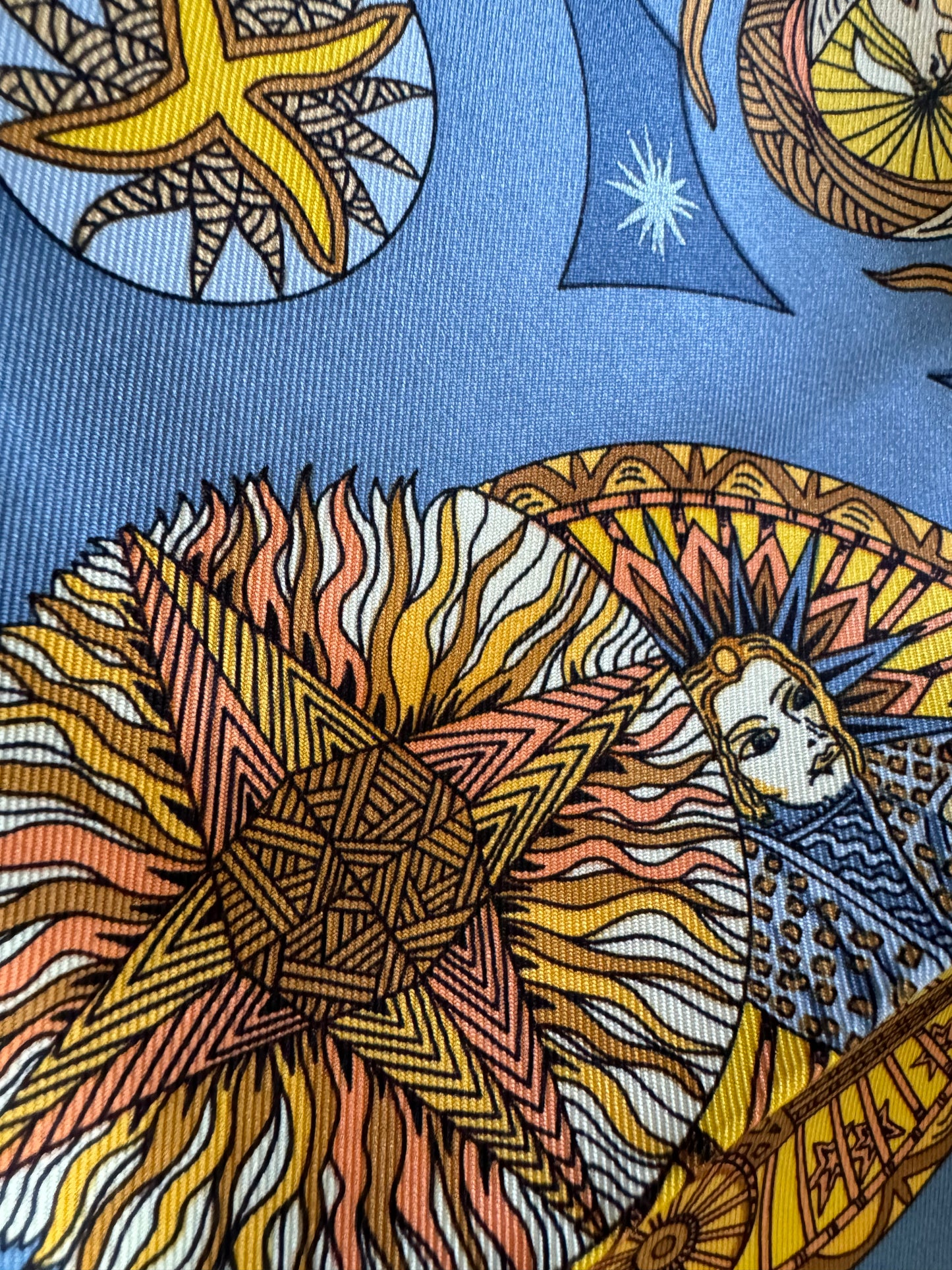 HERMES Le Roy Soleil Carre 90 by Annie Faivre