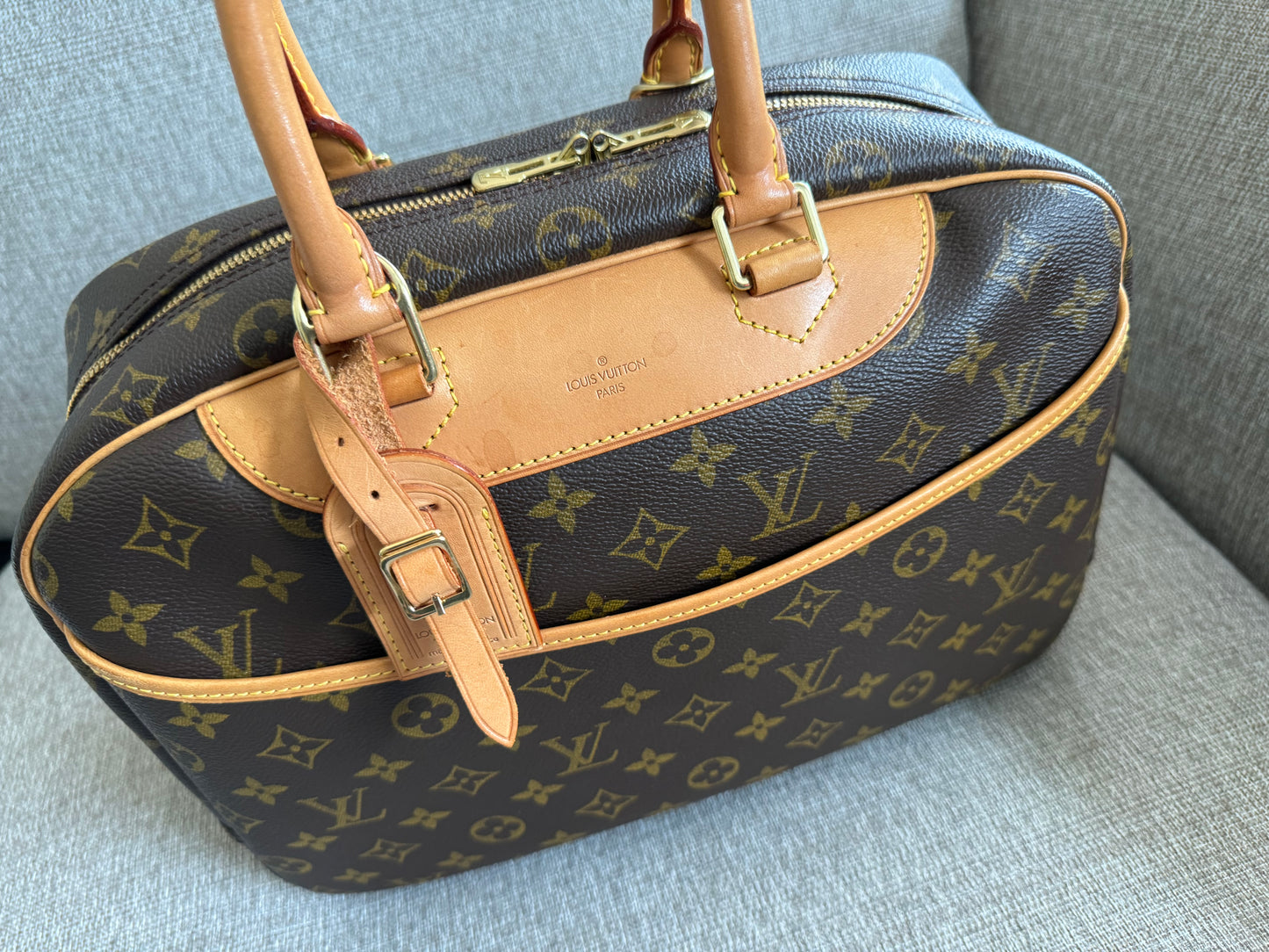 LOUIS VUITTON Deauville Monogram Hand Bag