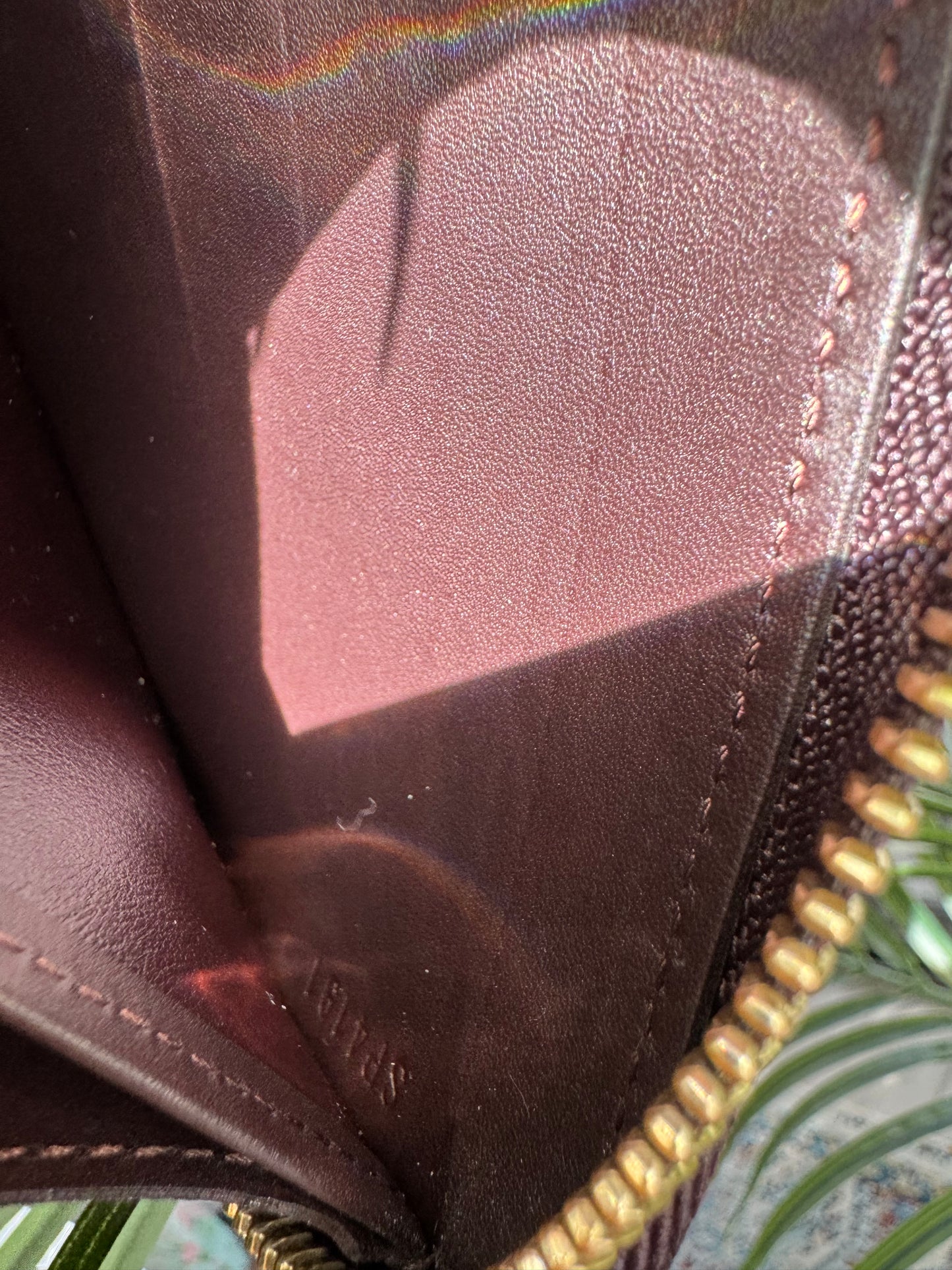 Louis Vuitton LV Monogram Burgundy Vernis Patent Leather Zippy Long Wallet 2019