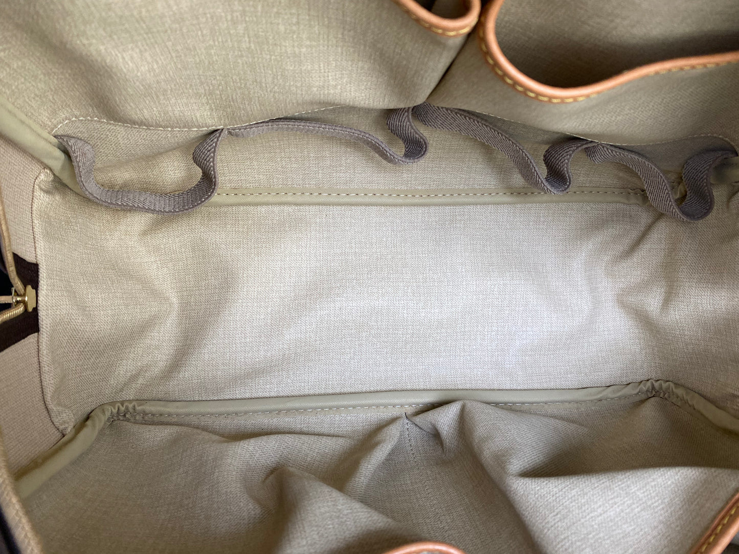 Louis Vuitton Monogram Deauville Hand Bag