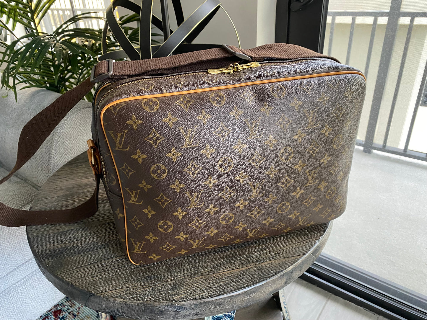 Louis Vuitton Crossbody bag Reporter GM Brown Monogram