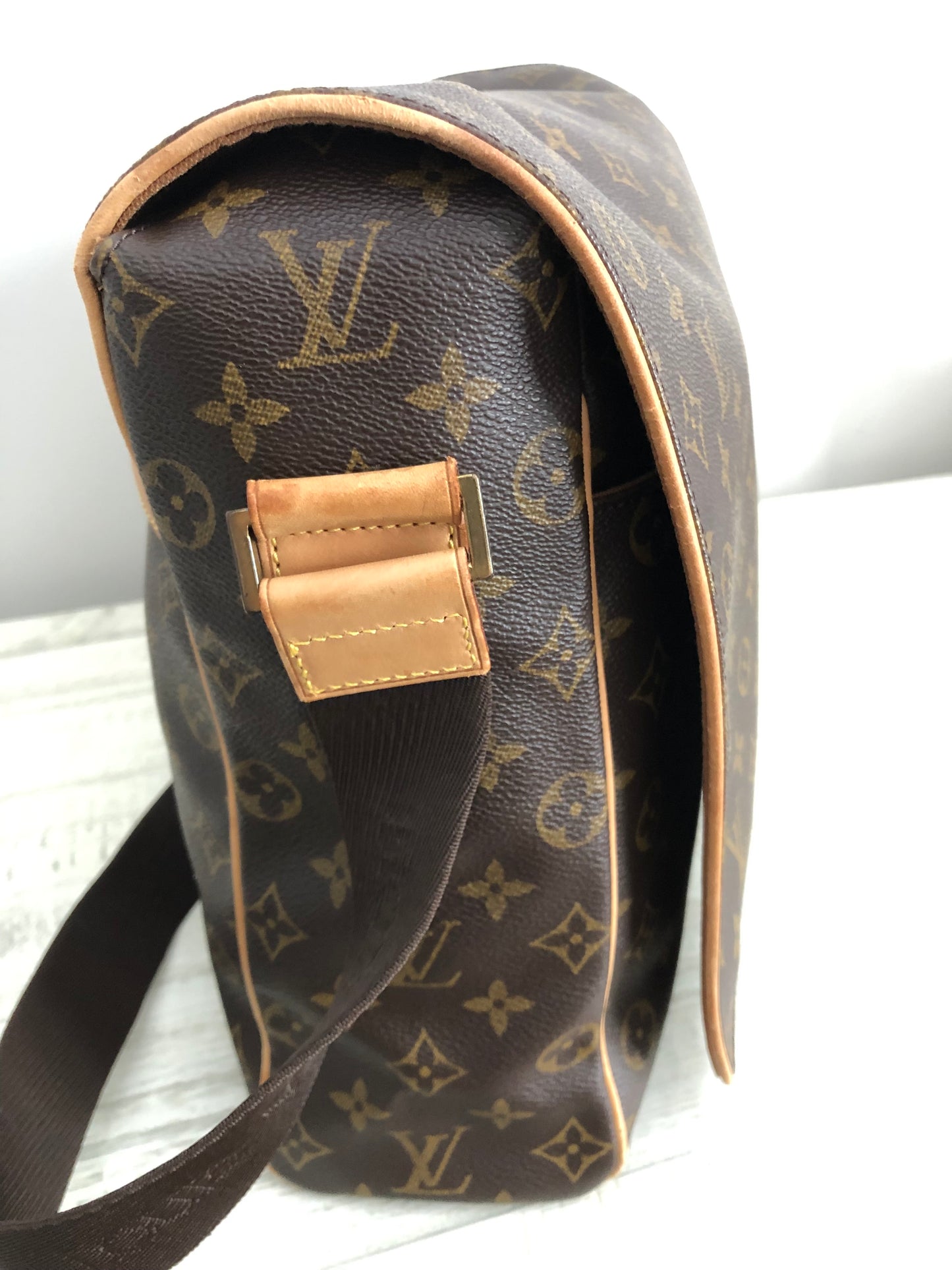 Louis Vuitton Abbesses Crossbody Messenger Bag Brown Canvas