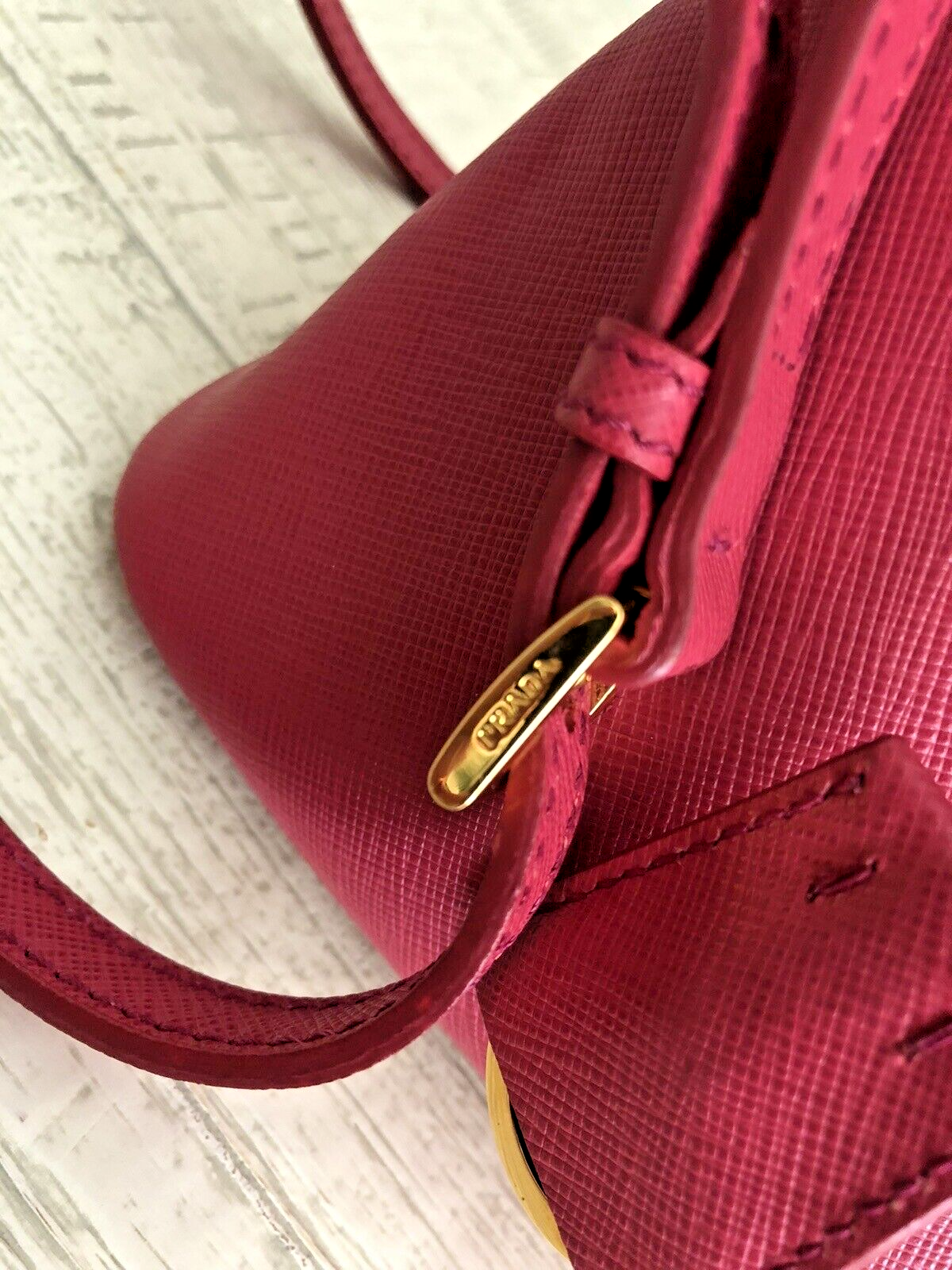 $2600 MRP Prada Promenade Medium Saffiano Lux
