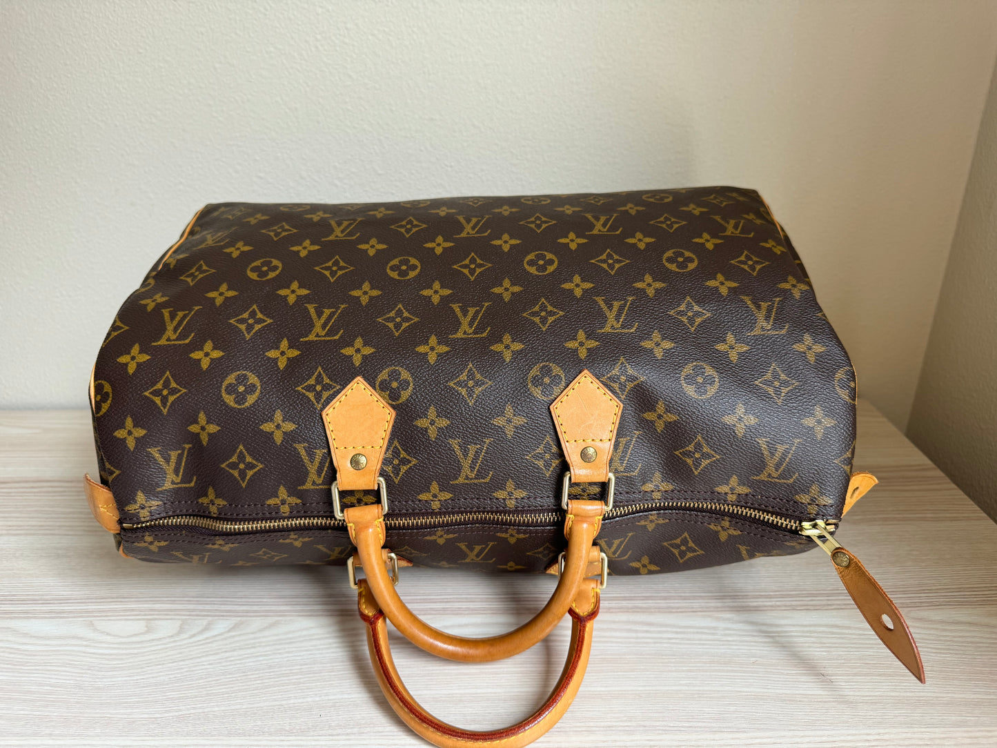 Louis Vuitton LV Speedy 40 Duffle Bag Brown Monogram Canvas