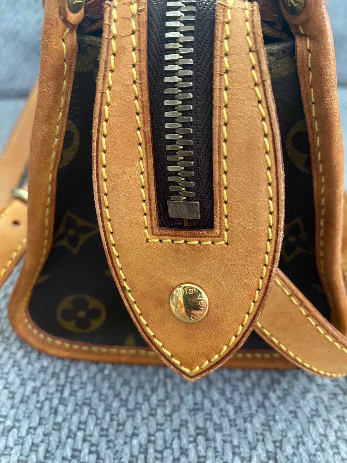 Louis Vuitton Popincourt Shoulder Bag Brown Canvas