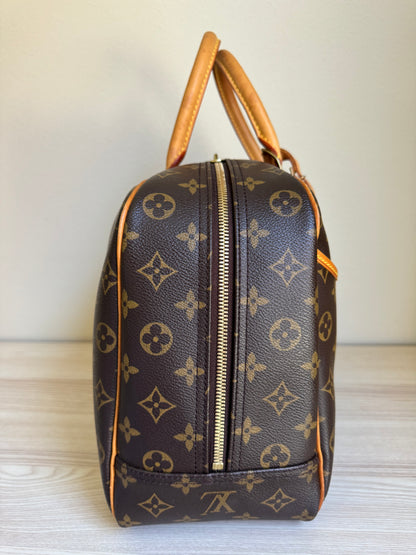 LOUIS VUITTON Monogram Deauville Hand Bag