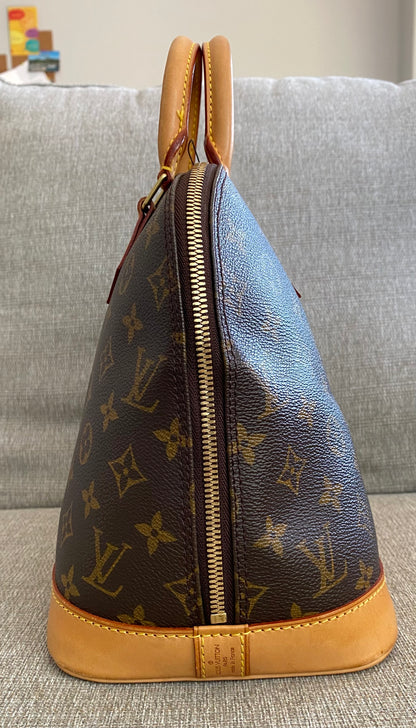 Louis Vuitton Alma Brown Monogram handbag