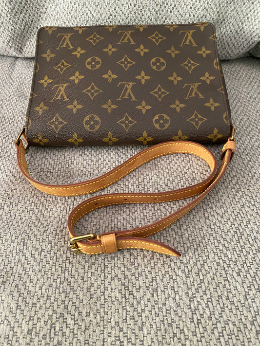 Louis Vuitton Musette Tango Short Shoulder Bag Adjustable Strap Brown Monogram