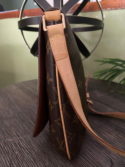 Louis Vuitton LV Shoulder Bag Musette Salsa short shoulder Monogram