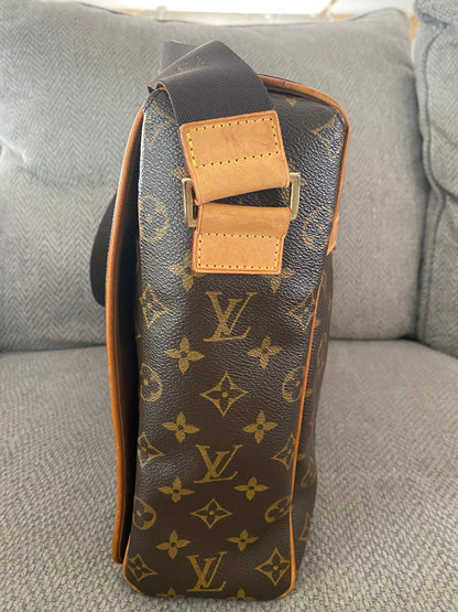 Louis Vuitton Abbesses Messenger Laptop Bag Brown Monogram Canvas