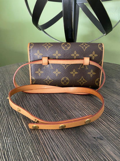 Louis Vuitton Pochette Florentine Pouch S Brown Leather