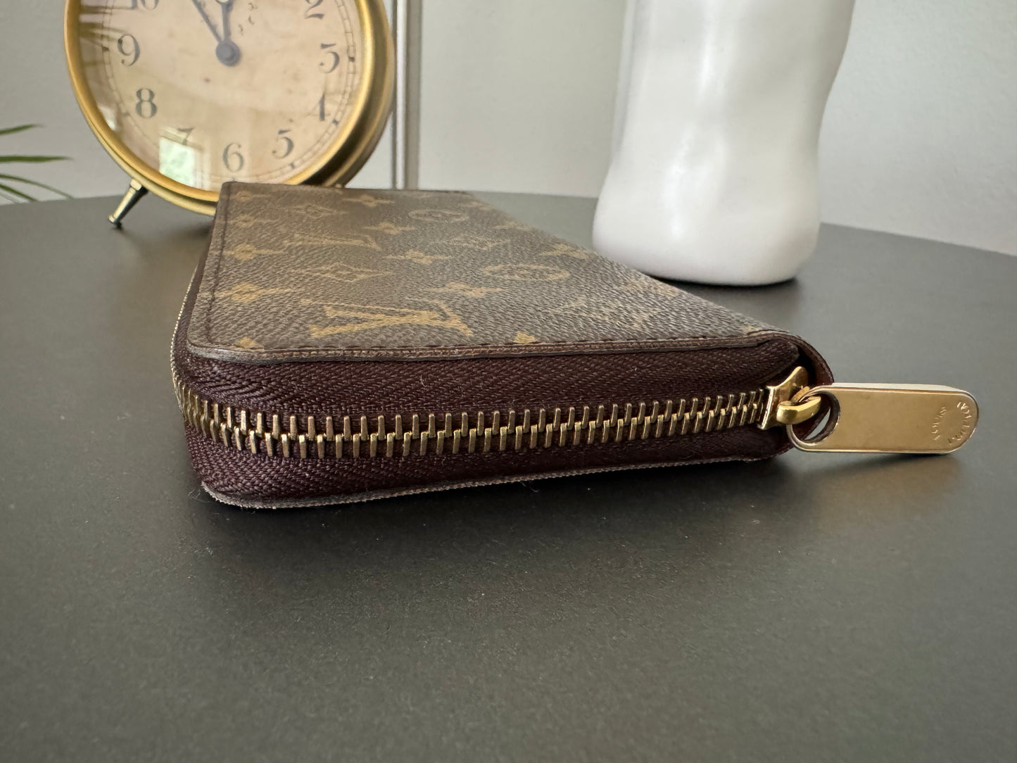 Louis Vuitton Monogram Zippy Wallet Round Purse