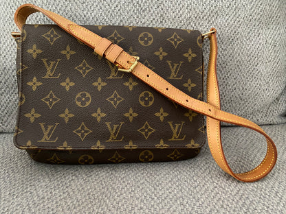 Louis Vuitton Musette Tango Short Brown Monogram Canvas