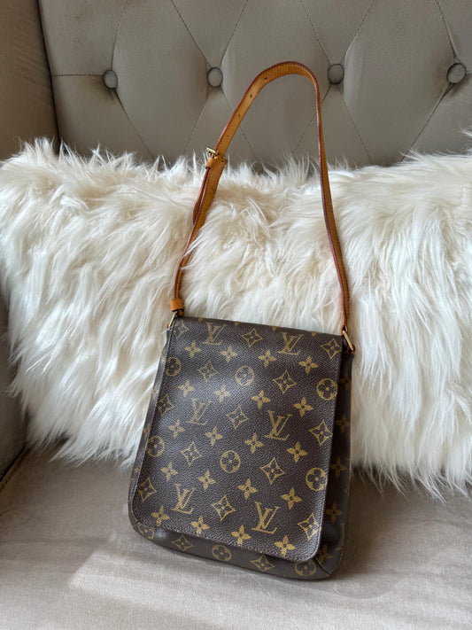 Louis Vuitton LV Shoulder Bag  Musette Salsa short Monogram