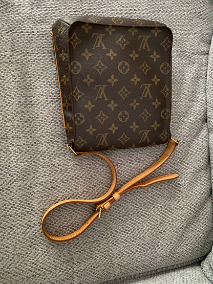 Louis Vuitton LV Shoulder Bag Musette Salsa short shoulder Monogram