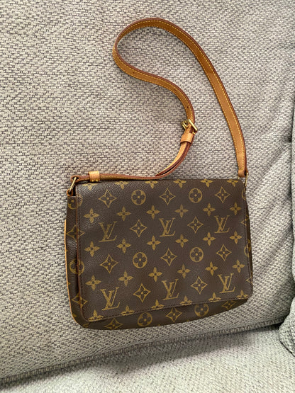 Louis Vuitton Musette Tango Short Shoulder Bag Adjustable Strap Brown Monogram