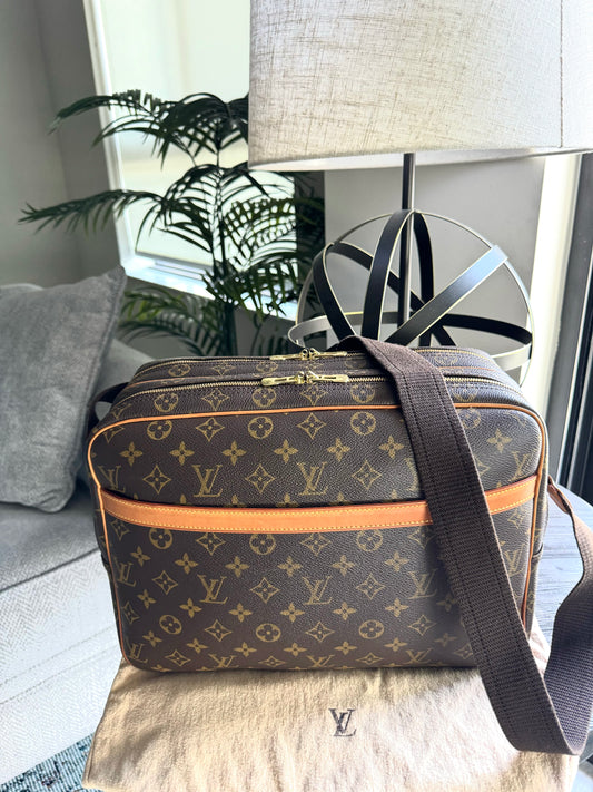 Louis Vuitton Reporter GM Monogram Canvas Crossbody Messenger Travel Bag