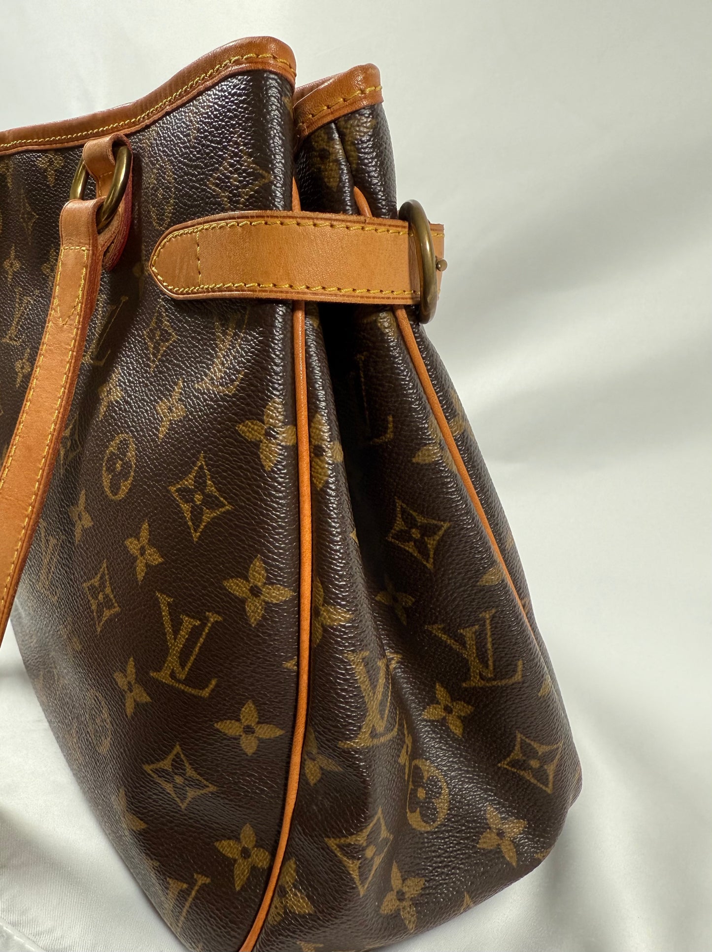 Louis Vuitton Batignolles Horizontal Monogram Shoulder Bag