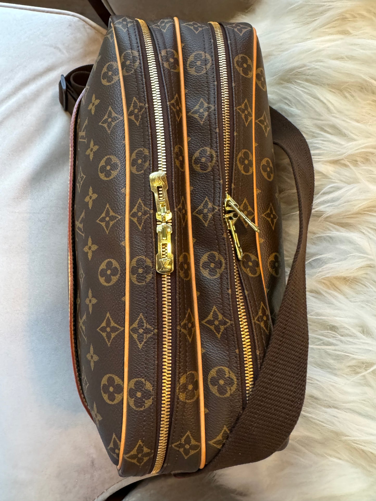 Louis Vuitton Reporter GM Messenger Crossbody Travel Bag Brown Monogram Canvas