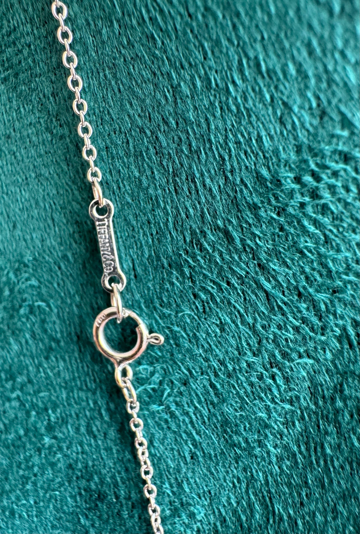 Tiffany & Co Paloma Picasso Double Loving Heart Infinity Necklace 18K White Gold 16.8”